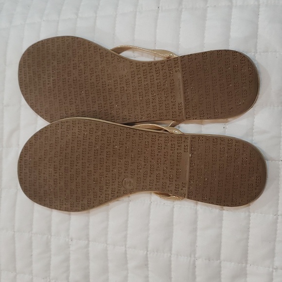 Tkees lilly glitter gold  sandals slippers size 10 - Picture 5 of 7
